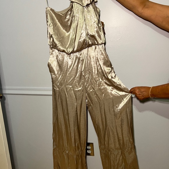Elegant Gold Jumpsuit - Picture 1 of 3